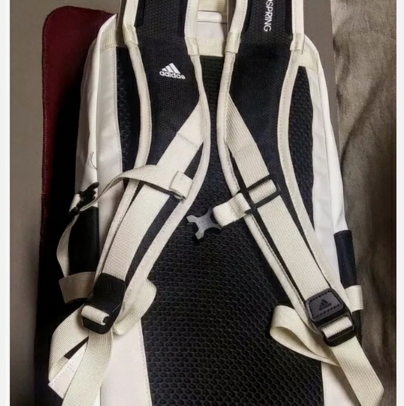 Adidas 20L BackPack (Grey/Black) - Picture 4 of 11